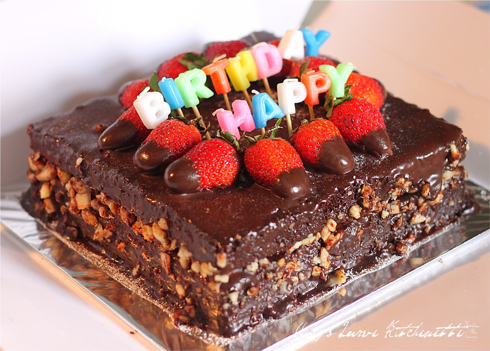 chocolate cake strawberry
