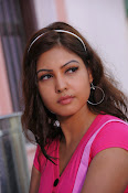Komal Jha Glamorous Photos in Pink Top-thumbnail-26