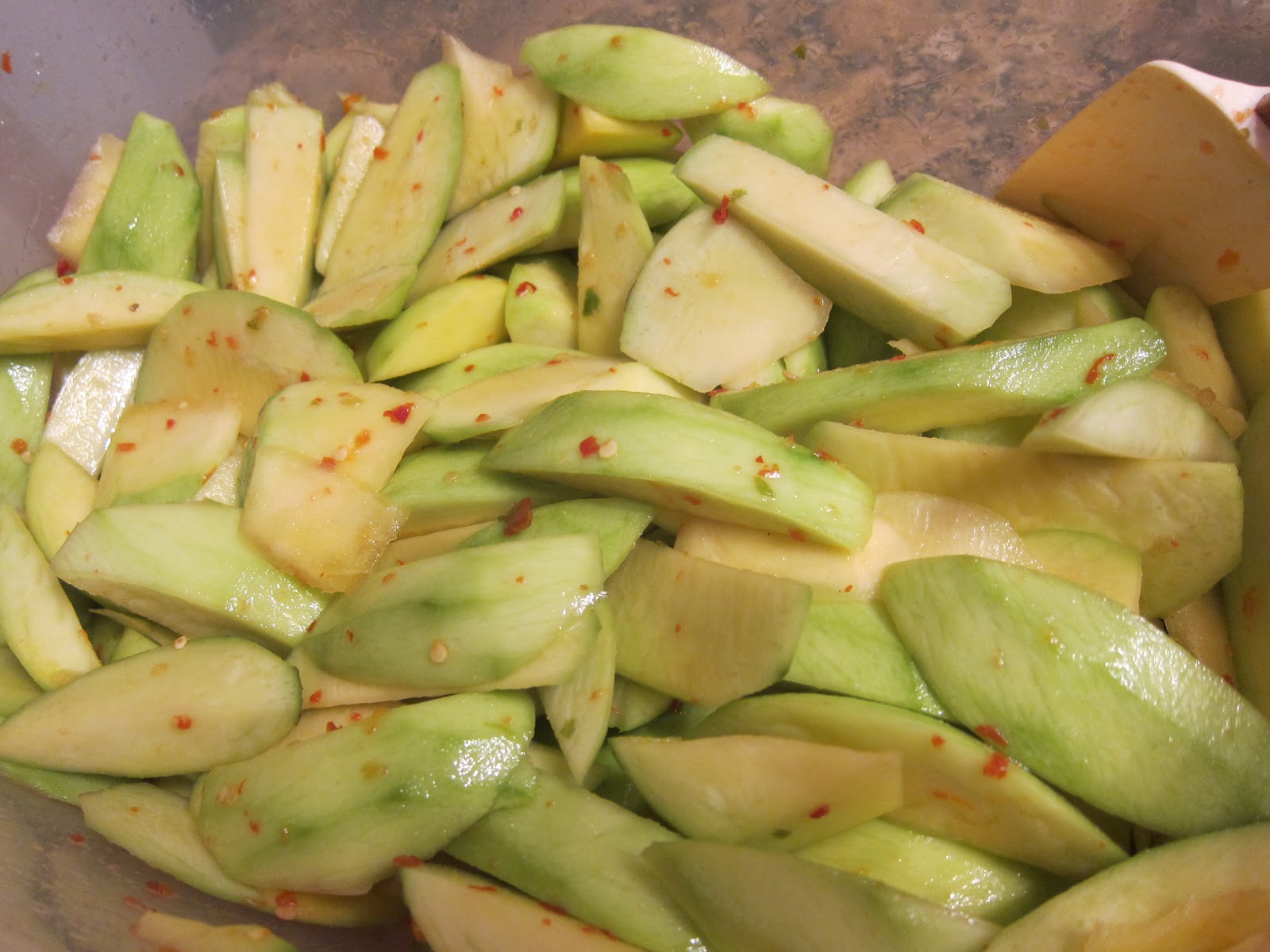 MamiEggroll Pickled Sour Mango