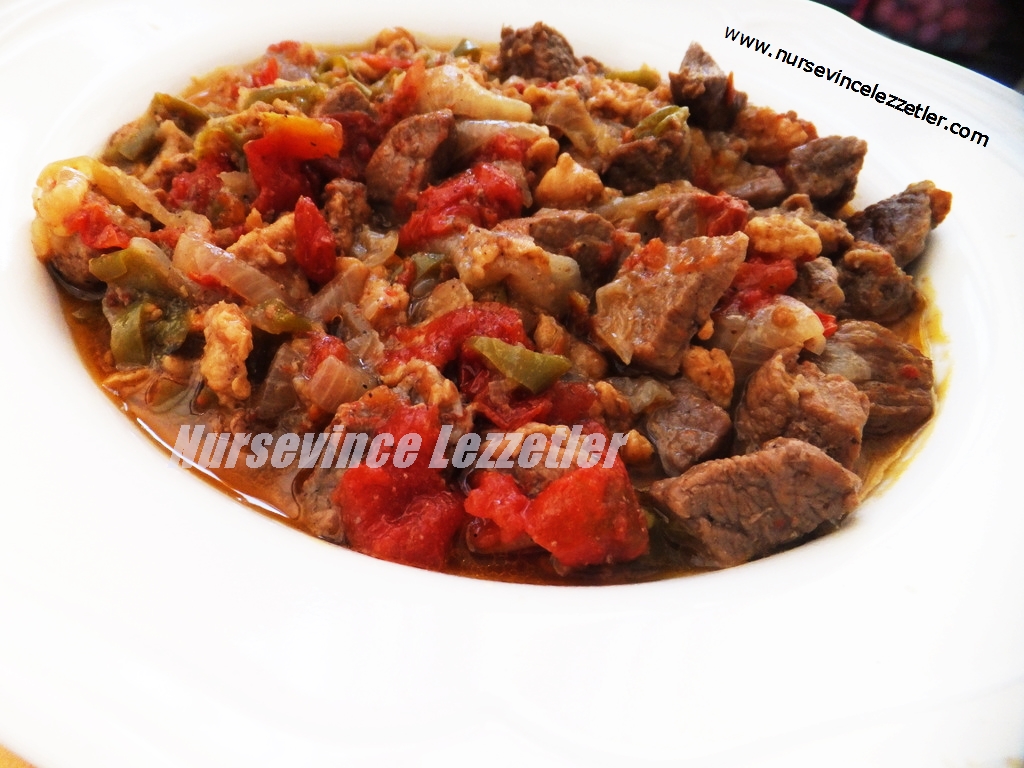 Et Yemeği (Tas Kebabı) Yemek Tarifleri