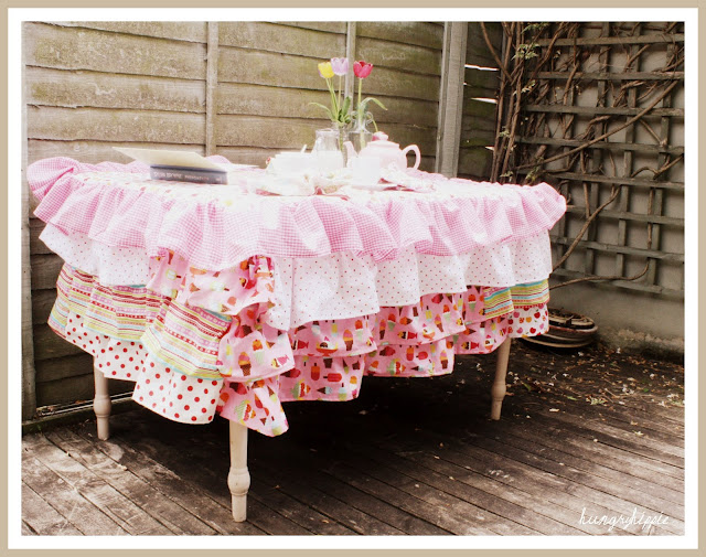 sewhungryhippie Ruffled Tablecloth Project