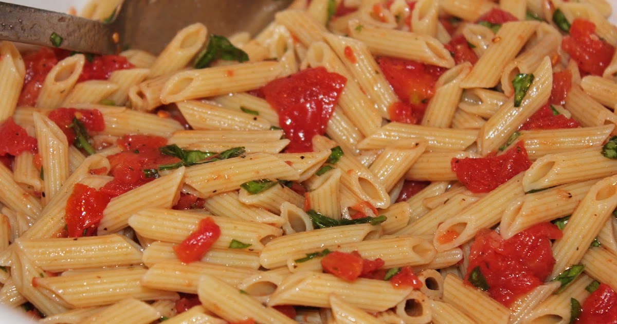 Pine Needle Tea Pasta With Tomatoes & Basil
