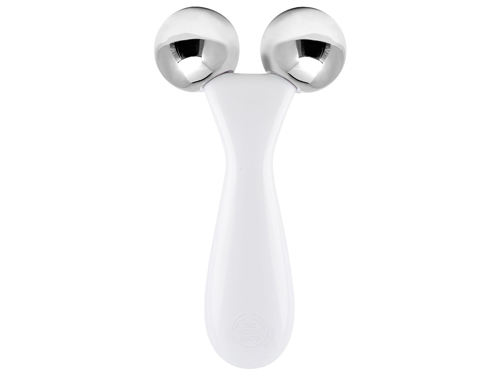 Wolfette's Pandora THE BODY SHOP Twin Ball Revitalising Facial