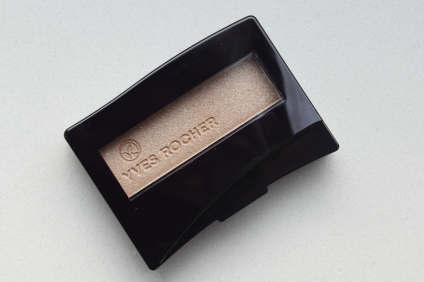 Yves Rocher Beige Doré Eyeshadow AllOverTheLid Champagne Gold