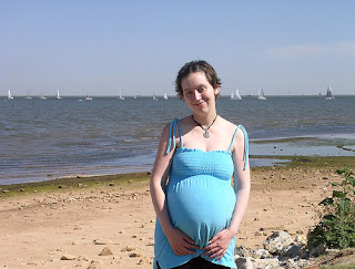37 weeks pregnant photos
