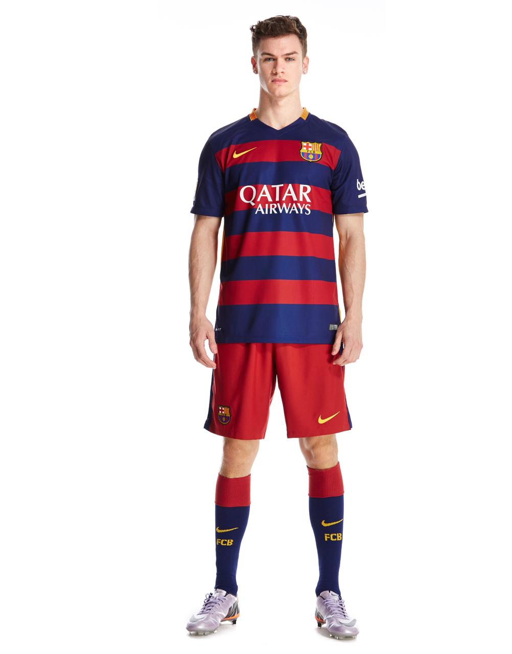 nike tenue de foot