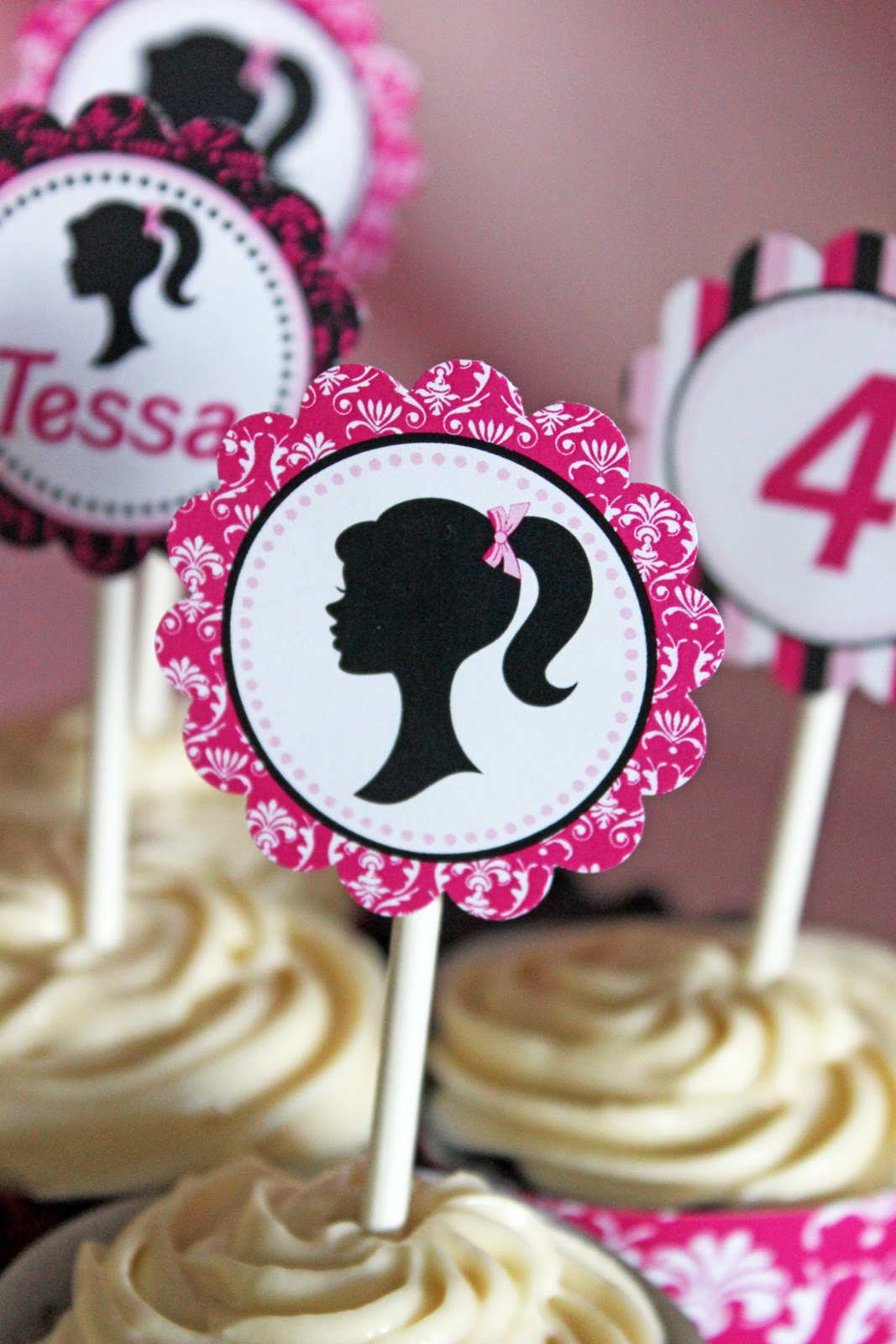 Cupcake Express Tessa's 4th Barbie Inspired Birthday Party!!!! Pic