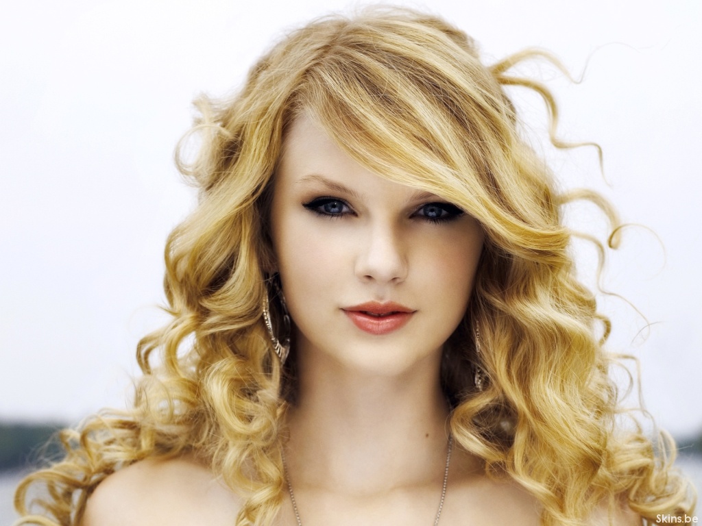 Jewelry, Fashion and Celebrities Taylor Swift Hair Style