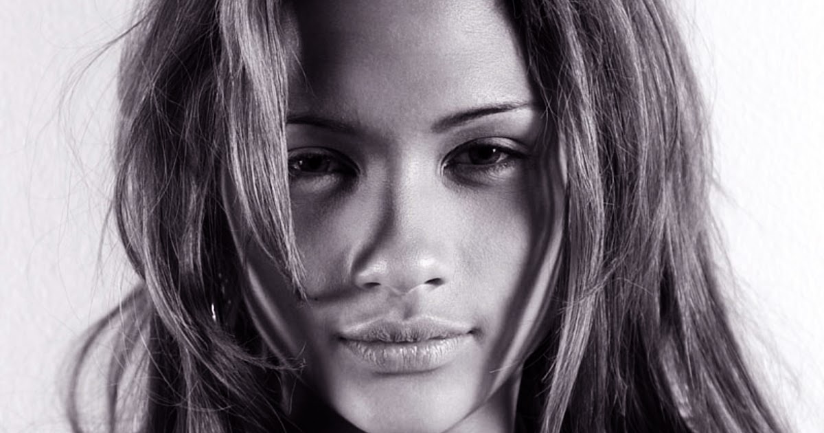 Tiempos y Encanto: Ally Mac Tyana Tiempos y Encanto: Ally Mac Tyana