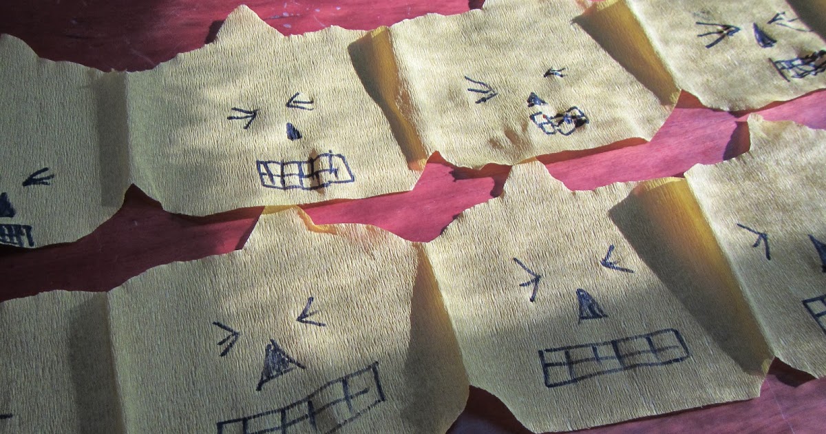 Crafty little people Halloween crepe paper decorations