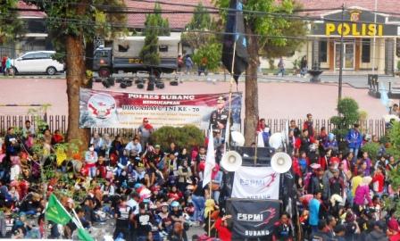 UMK Subang Lebih Kecil dari Purwakarta dan Karawang UMK Subang Lebih Kecil dari Purwakarta dan Karawang