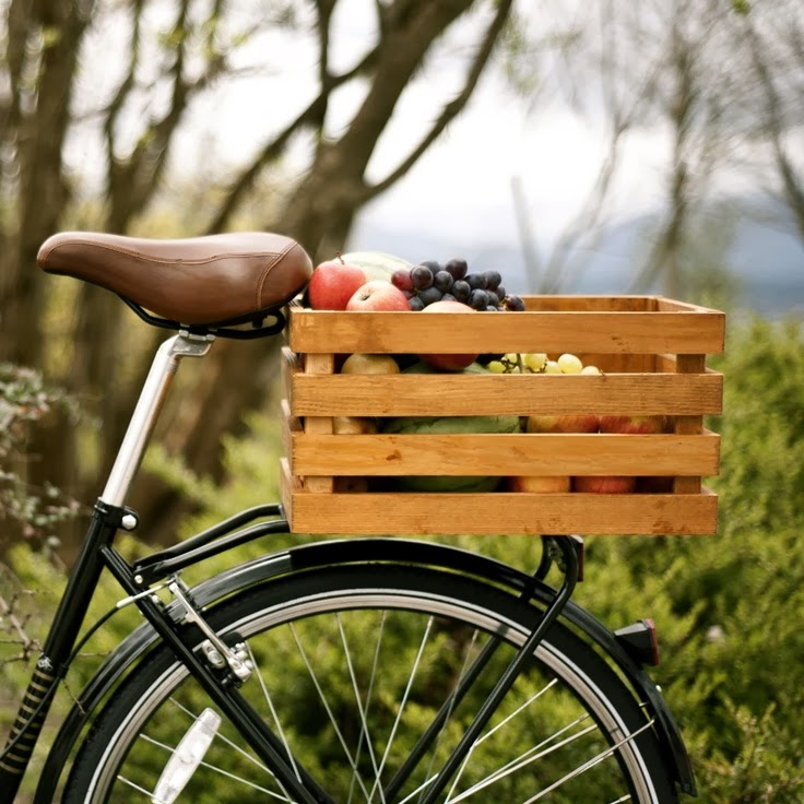 refresheddesigns. ten brilliant ways to repurpose crates