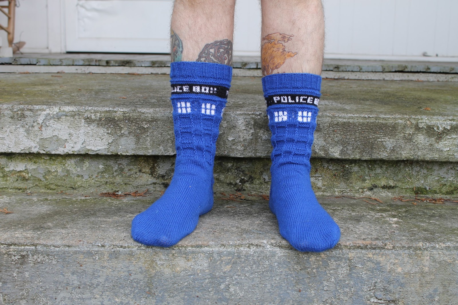 The Feisty Redhead: Doctor Who TARDIS Knit Socks