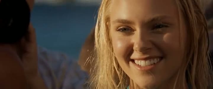 Screen Shot Of Soul Surfer (2011) Dual Audio Movie 300MB small Size PC Movie