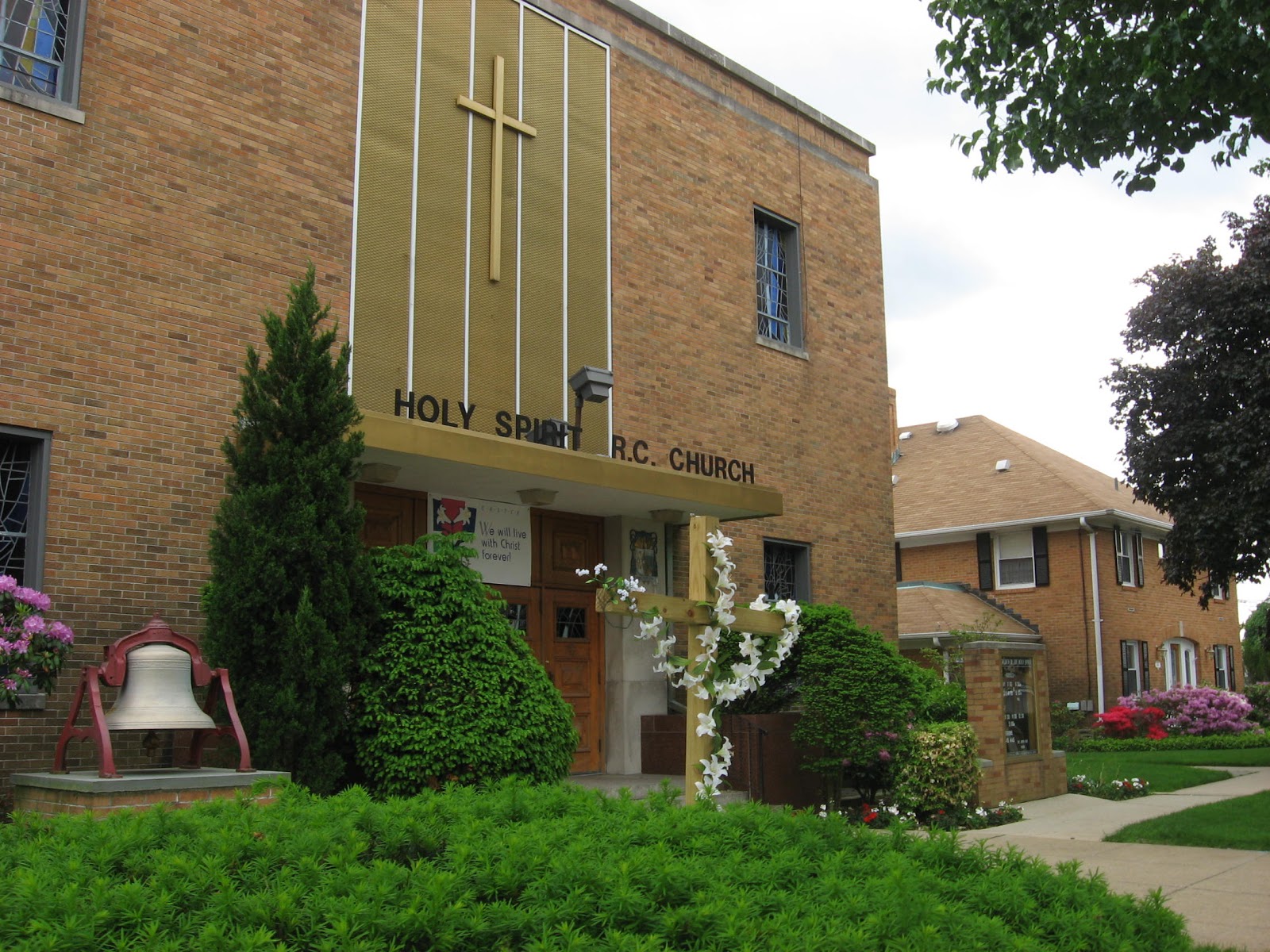 Nassau County N.Y. Catholic Holy Spirit, New Hyde Park