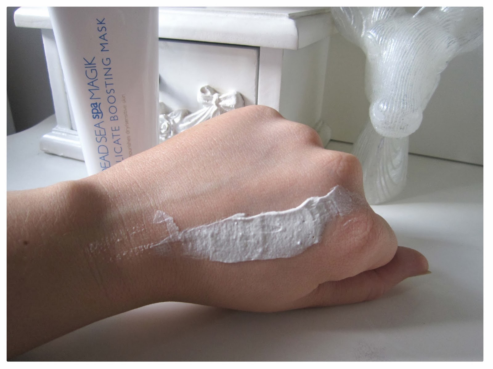 Download Dead Sea Spa Magik Delicate Boosting Mask Review Slurp Social PSD Mockup Templates