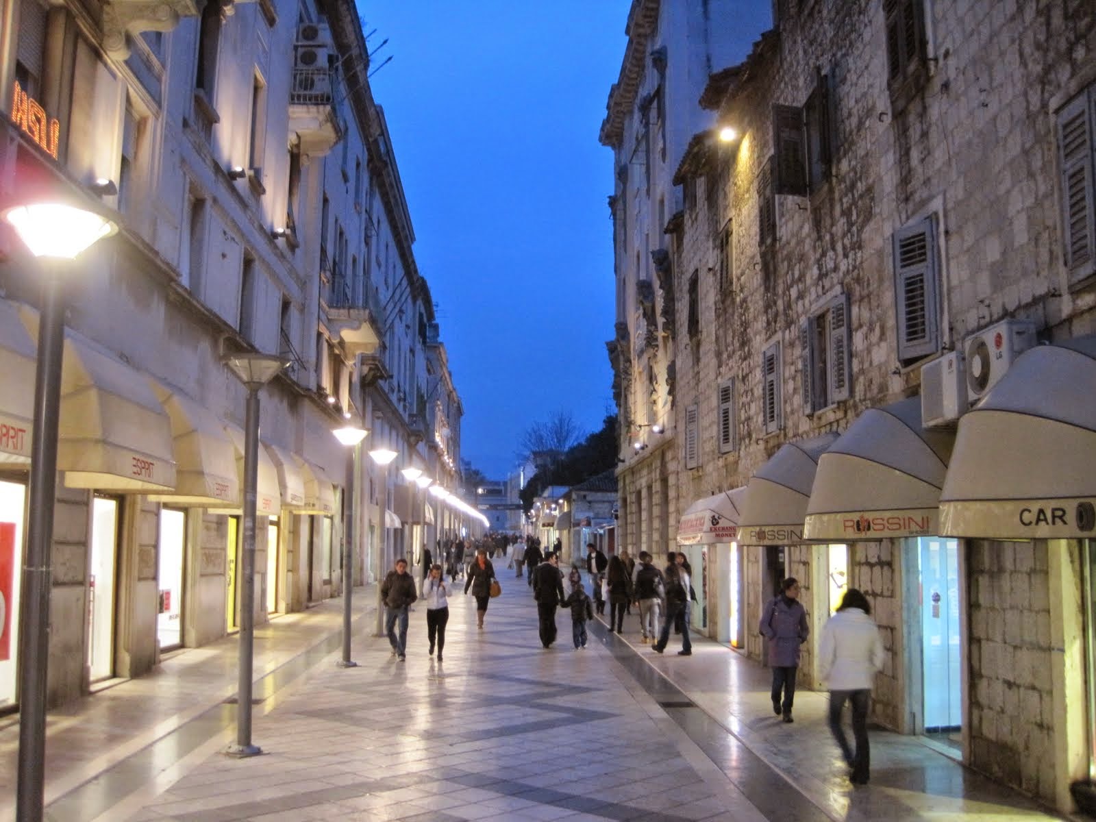 shopping in croatia