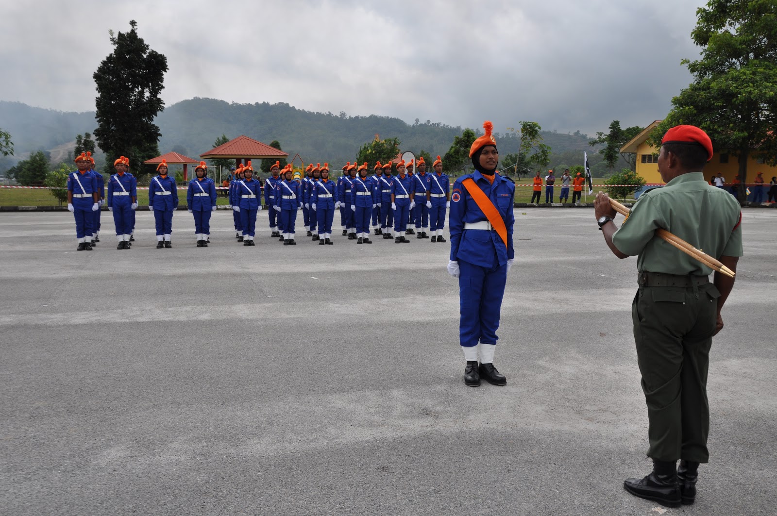 Sukarelawan Pertahanan Awam Malaysia Pertandingan Kawad Kaki di