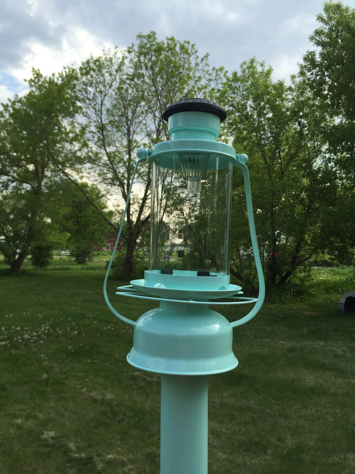 DIY Lamp Post The Dabbling Crafter