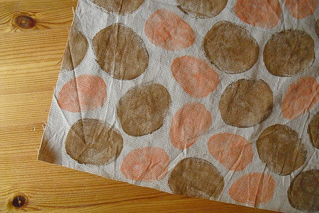 hand printed fabric by frauschoenert