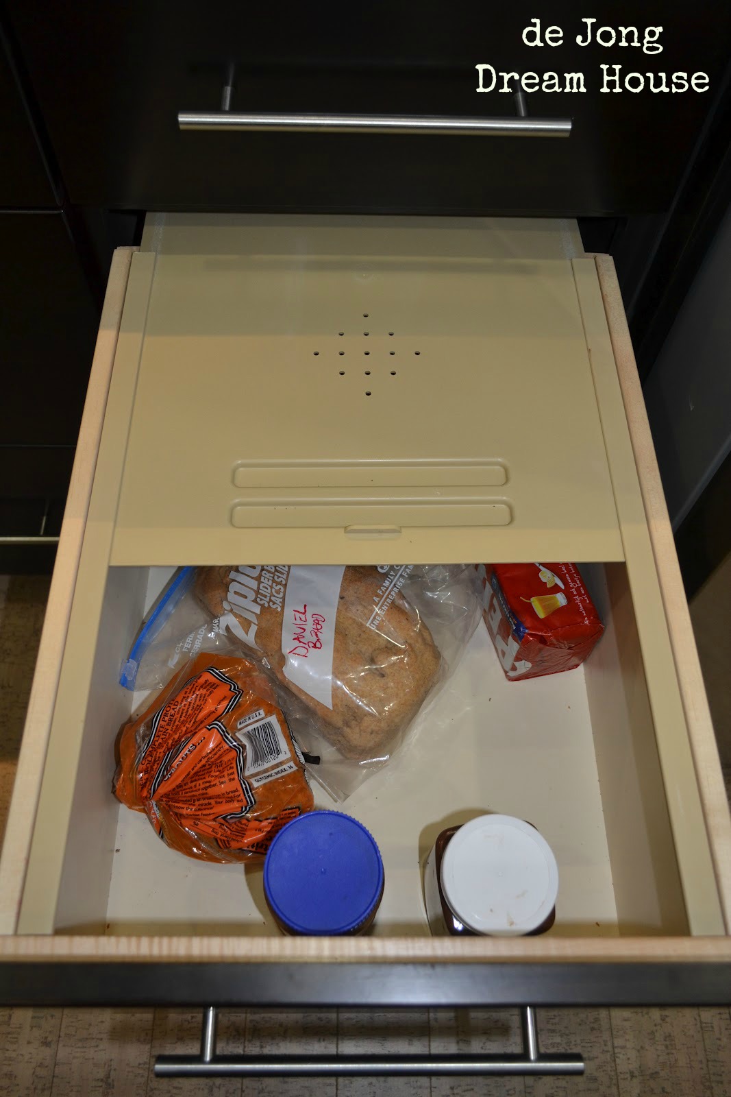 de Jong Dream House Introducing...our dream kitchen!