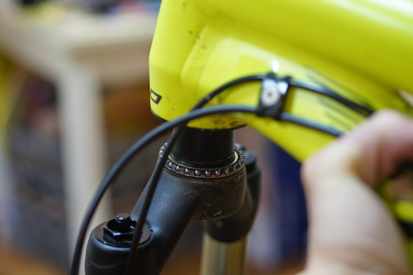 Van's Mountain Bike Norco Sight Crappy Stock Headset