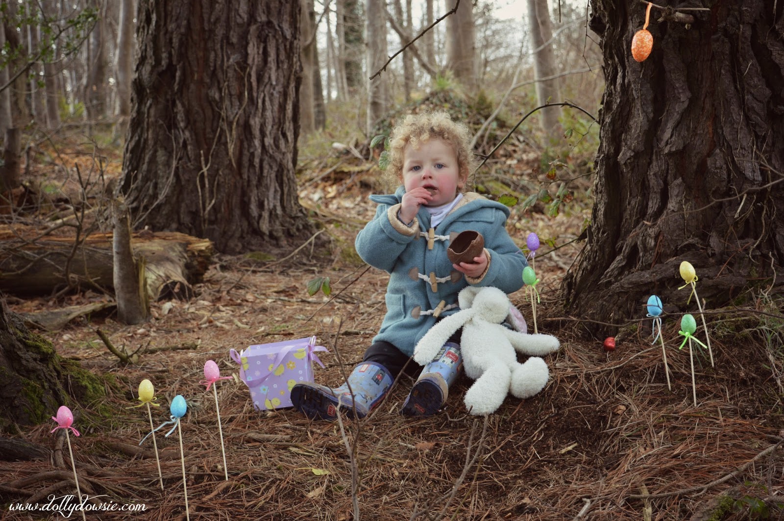 A Woodland Easter Egg Hunt ♥ Dolly Dowsie