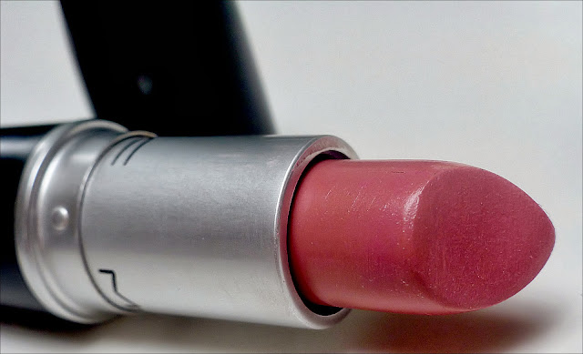 MAC Creme Cup Lipstick Review