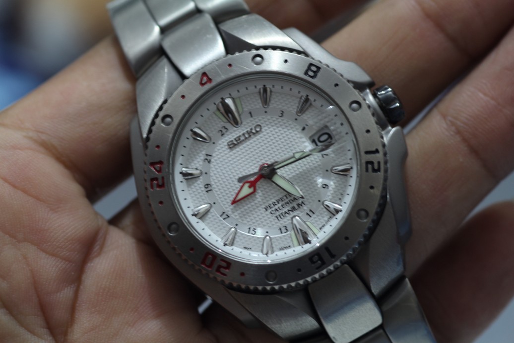 sale koleksi jam SEIKO PERPETUAL CALENDAR GMT TITANIUM (TERJUAL)