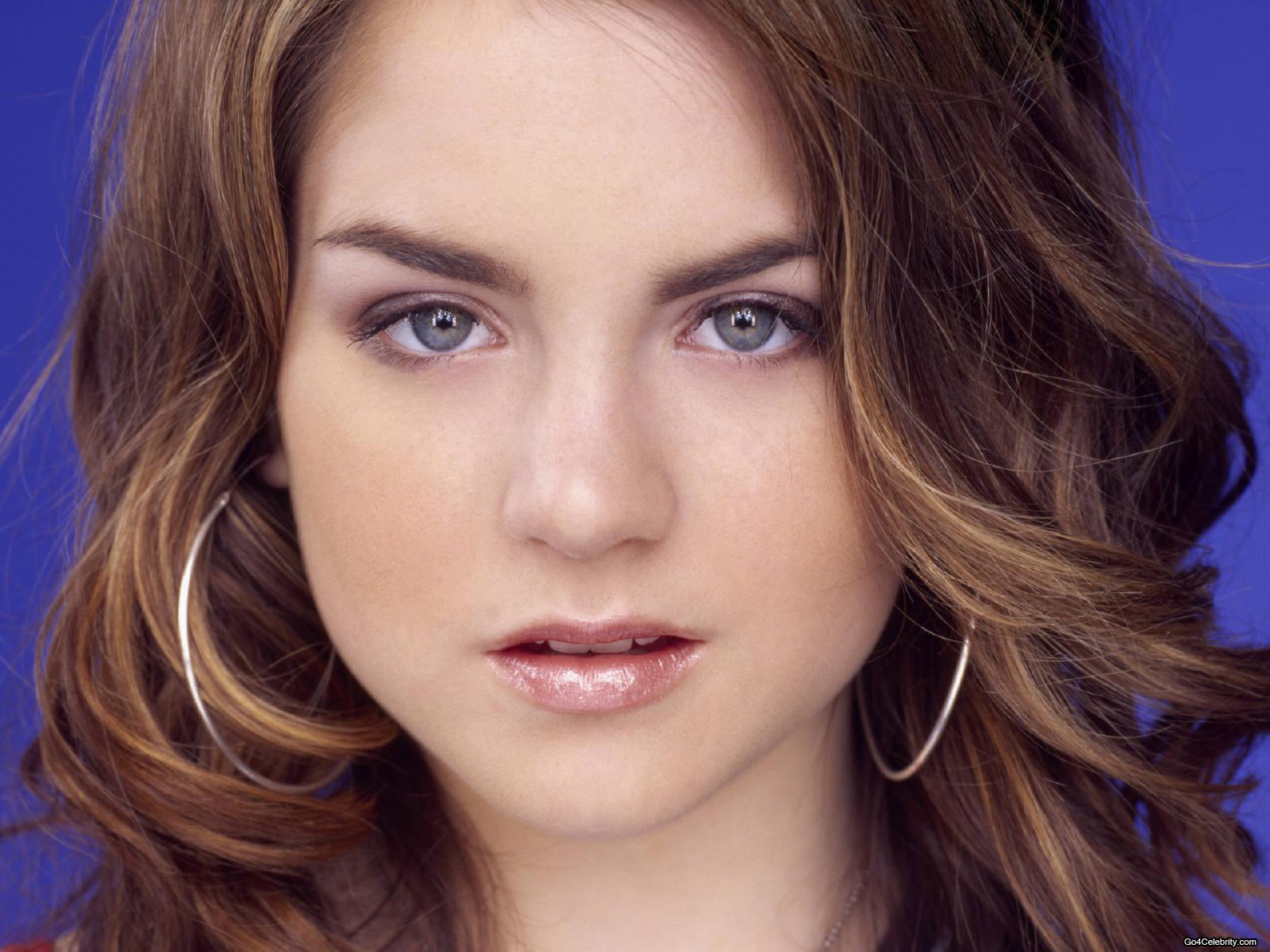 Joanna Levesque Hd Wallpapers HD Wallpapers