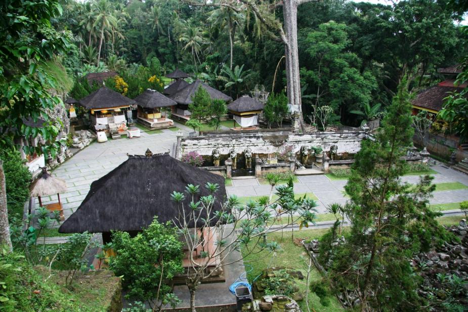 Maret 2011 JALAN JALAN MURAH KE BALI