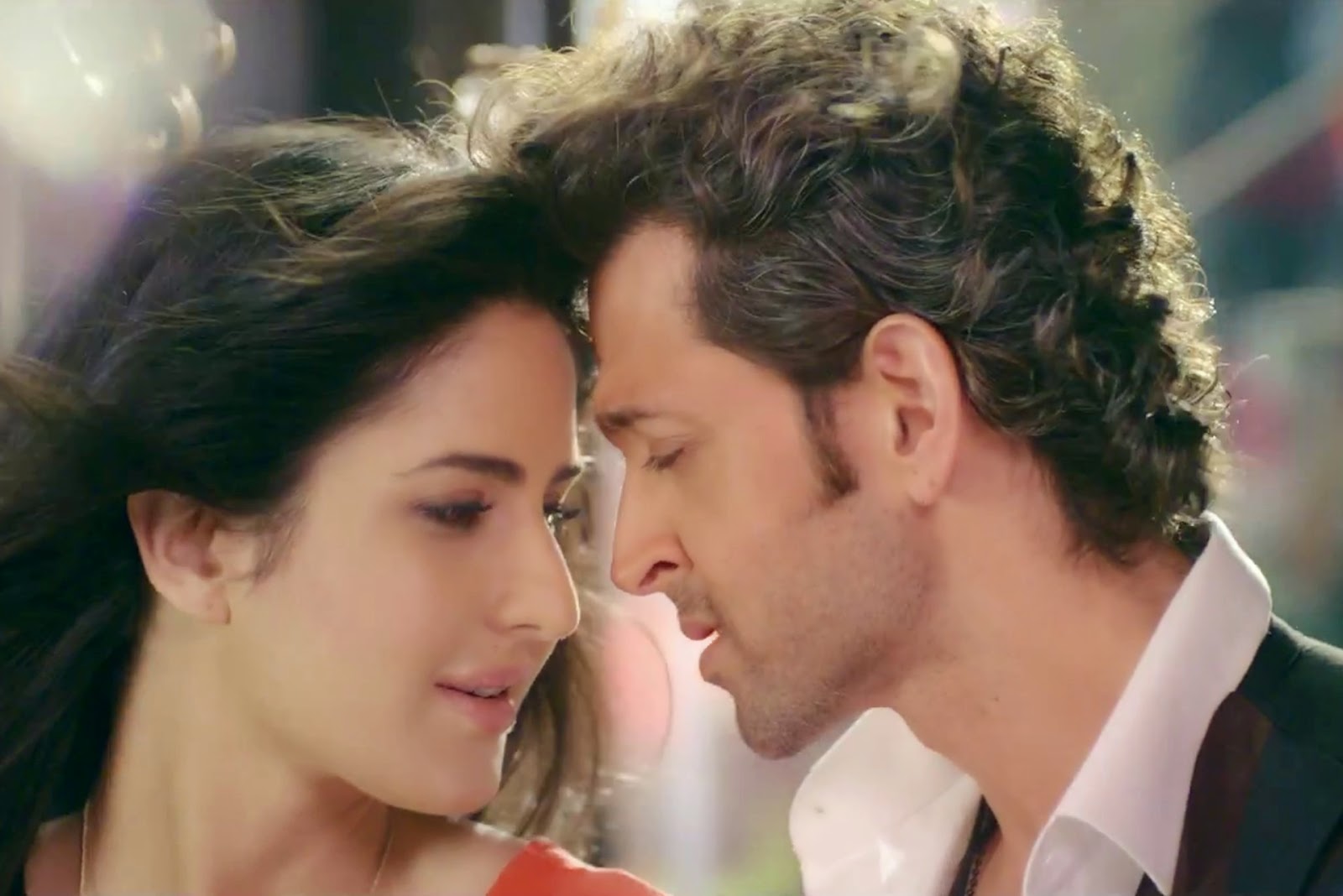 Hrithik Roshan & Katrina Kaif Couple HD Wallpapers Free Download