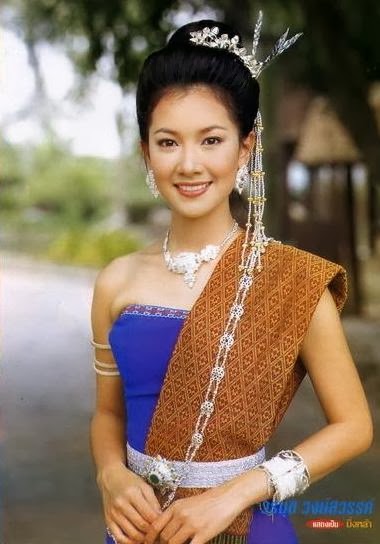 ทรงผมเจ้าสาวชุดไทย ทรงผมเจ้าสาวชุดไทย