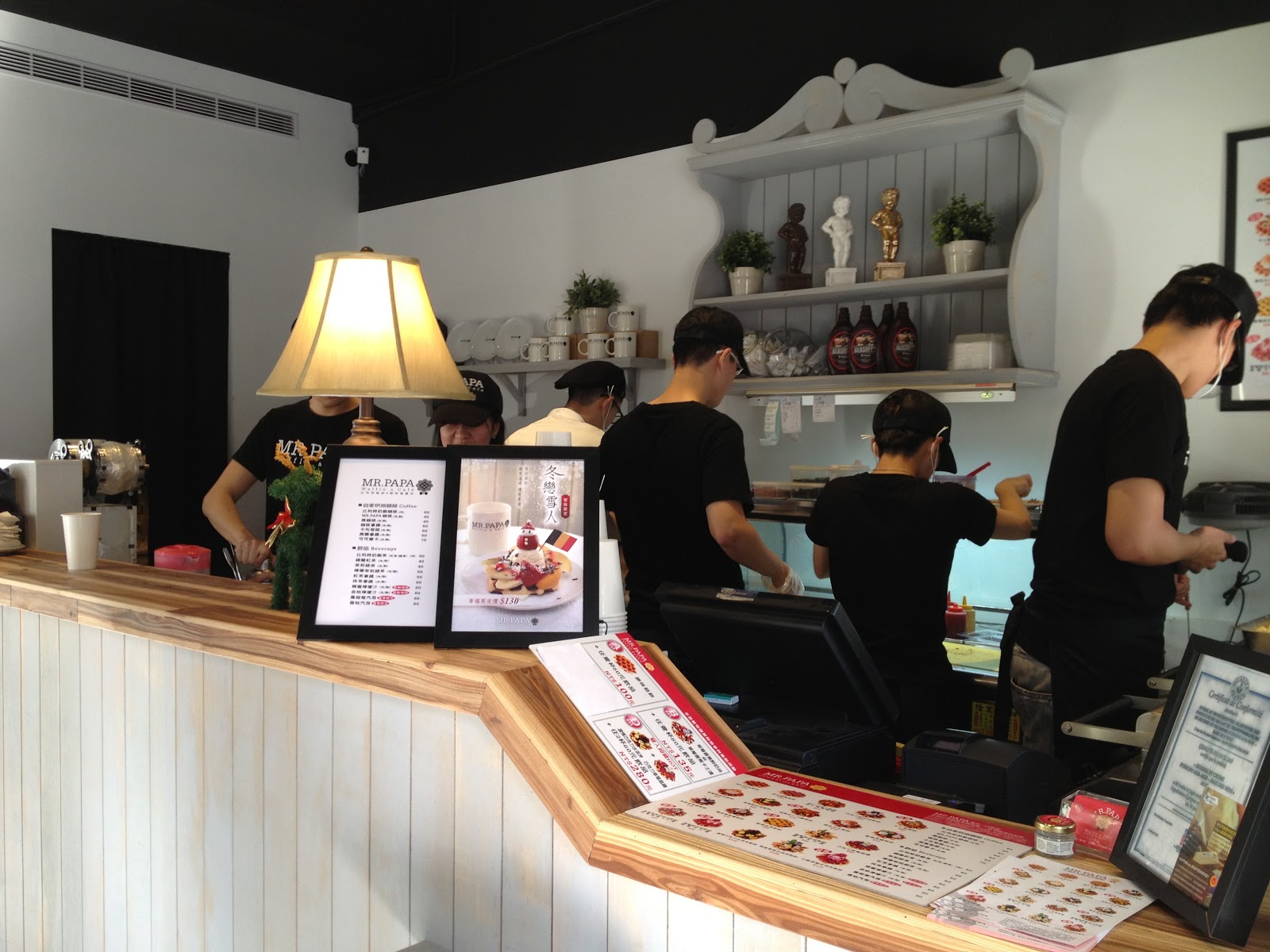 街角的幸福~MR.PAPA WAFFLE&CAFE比利時列日鬆餅