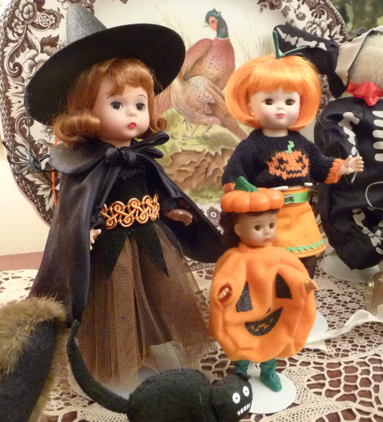 halloween madame alexander dolls