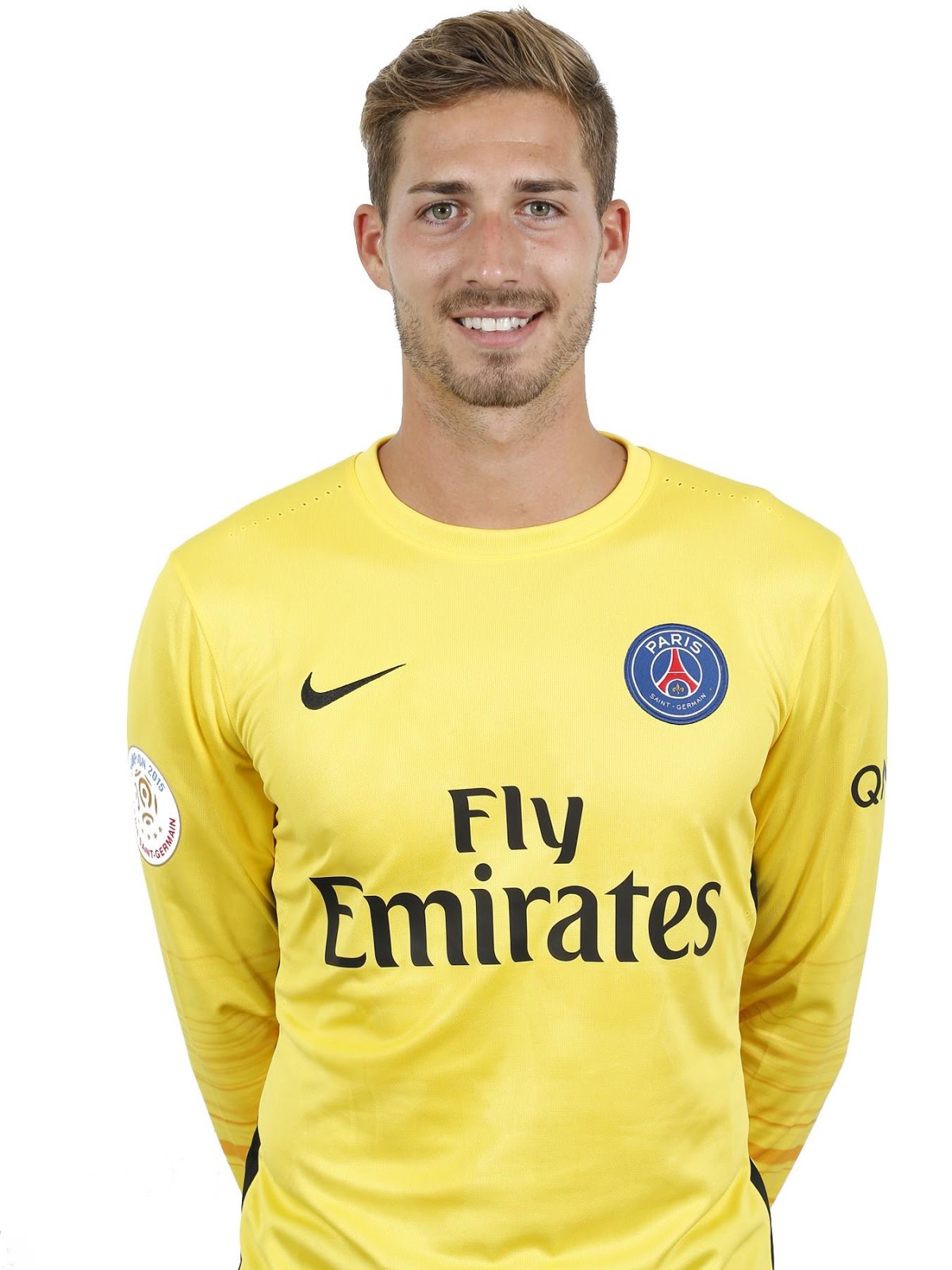 Paris SaintGermain 1516 Goalkeeper Kit Released  Footy Headlines