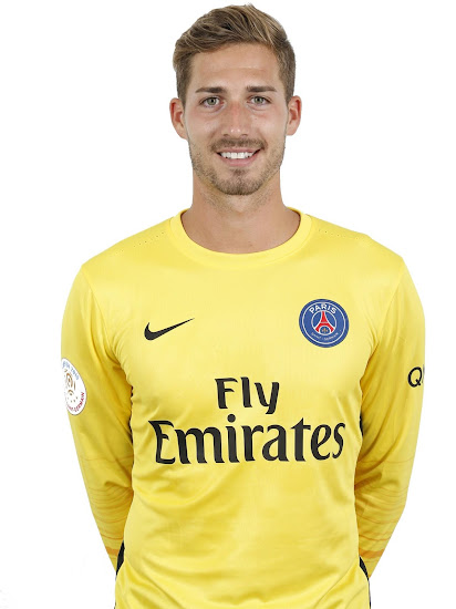Paris SaintGermain 1516 Goalkeeper Kit Released  Footy Headlines