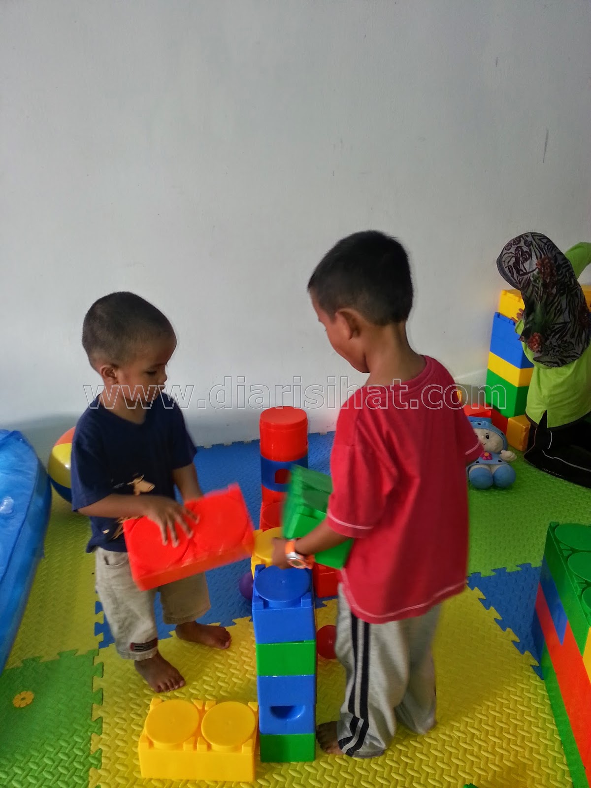 pusat permainan kanak kanak salak tinggi diarisihat