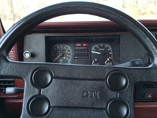 1984-Rabbit-GTI-steering-wheel.jpg