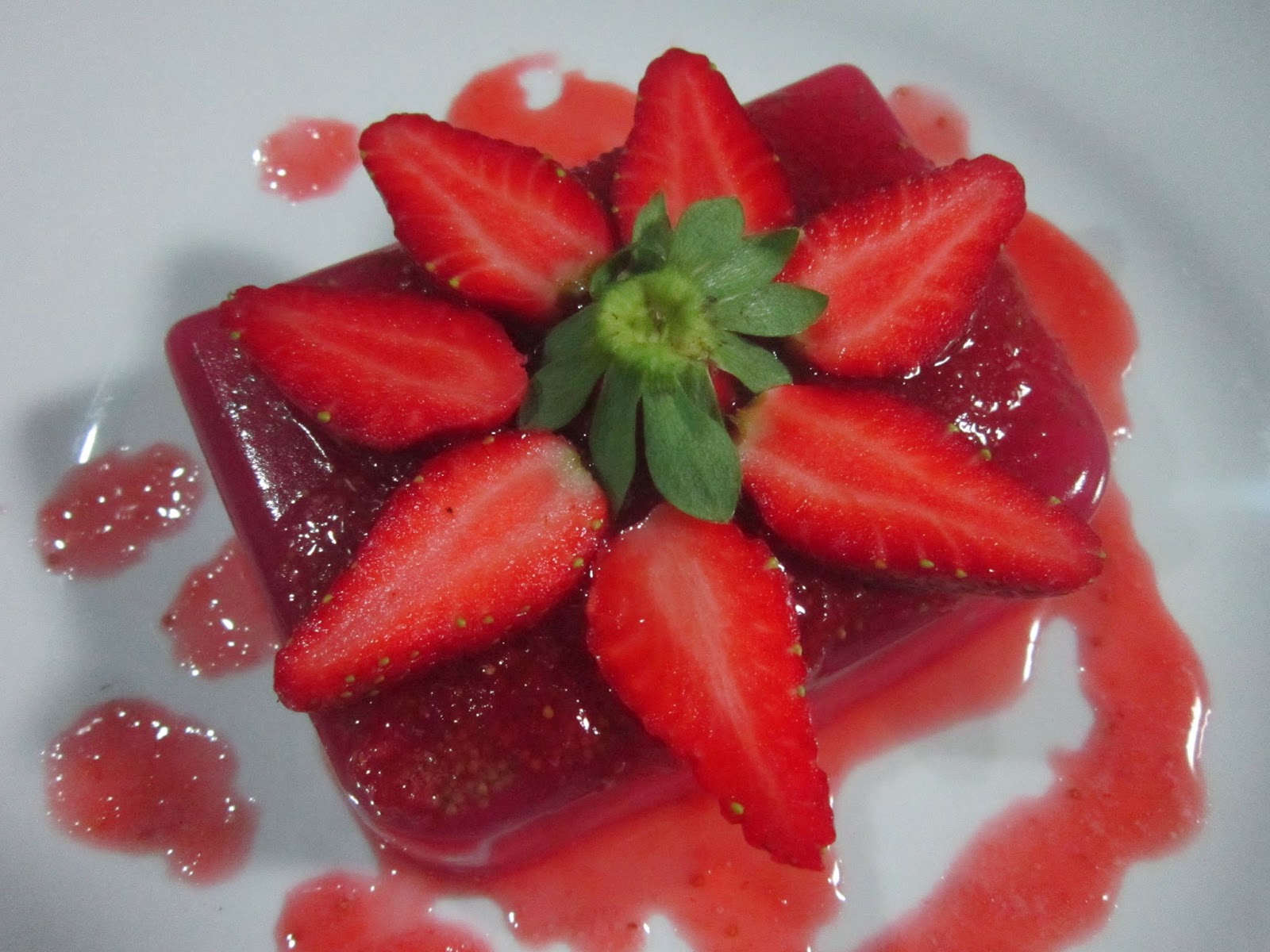 STRAWBERRY GELATIN