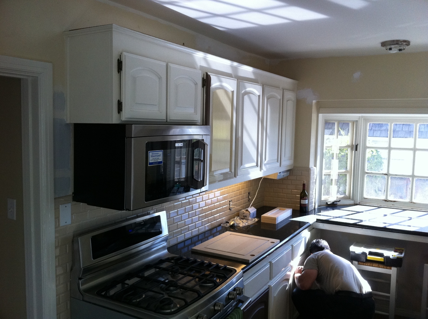 Kitchen cabinet reface Kitchen CabiRefacing in Long Beach