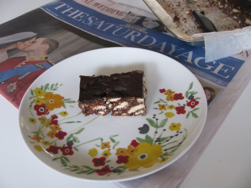 Green Gourmet Giraffe: Royal Wedding chocolate fridge cake