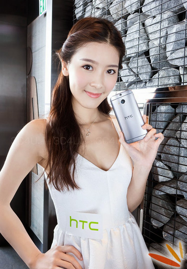 HTC One M8 trên tay người đẹp