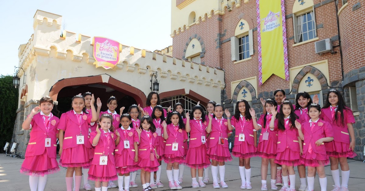 la escuela de barbie