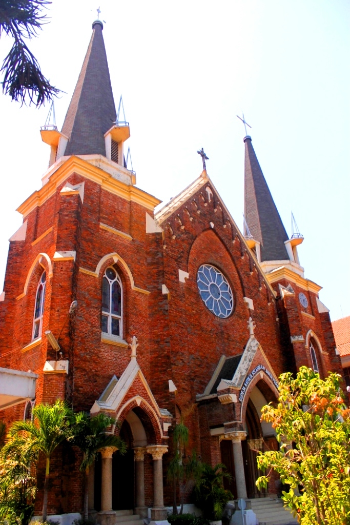Fotografi Gereja Katolik di Indonesia: Gereja Katolik Kelahiran St
