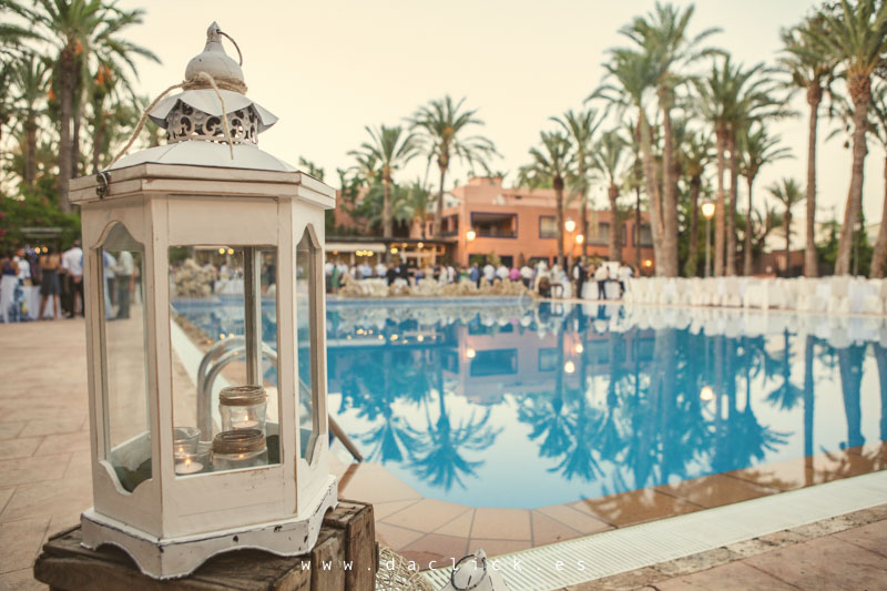 Coctail de boda junto la piscina de Restaurante las Palmeras Crevillente