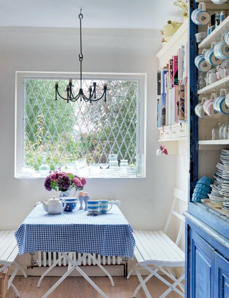 pantry of msmarmitelover interior