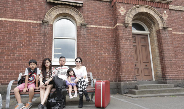KUMPULAN FOTO AHMAD DHANI-MULAN LIBURAN KE AUSTRALIA 2014 Ahmad Dhani Keluarga Berlibur ke Melbourne Australia