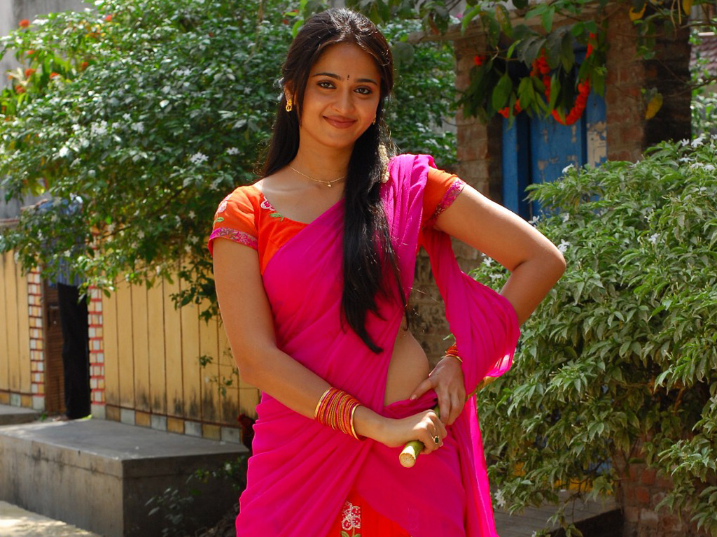 All HD Wallpapers (Actress): Anushka Shetty Wallpapers