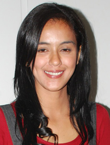 Ranjau Cinta Profil Biodata Varissa Camelia